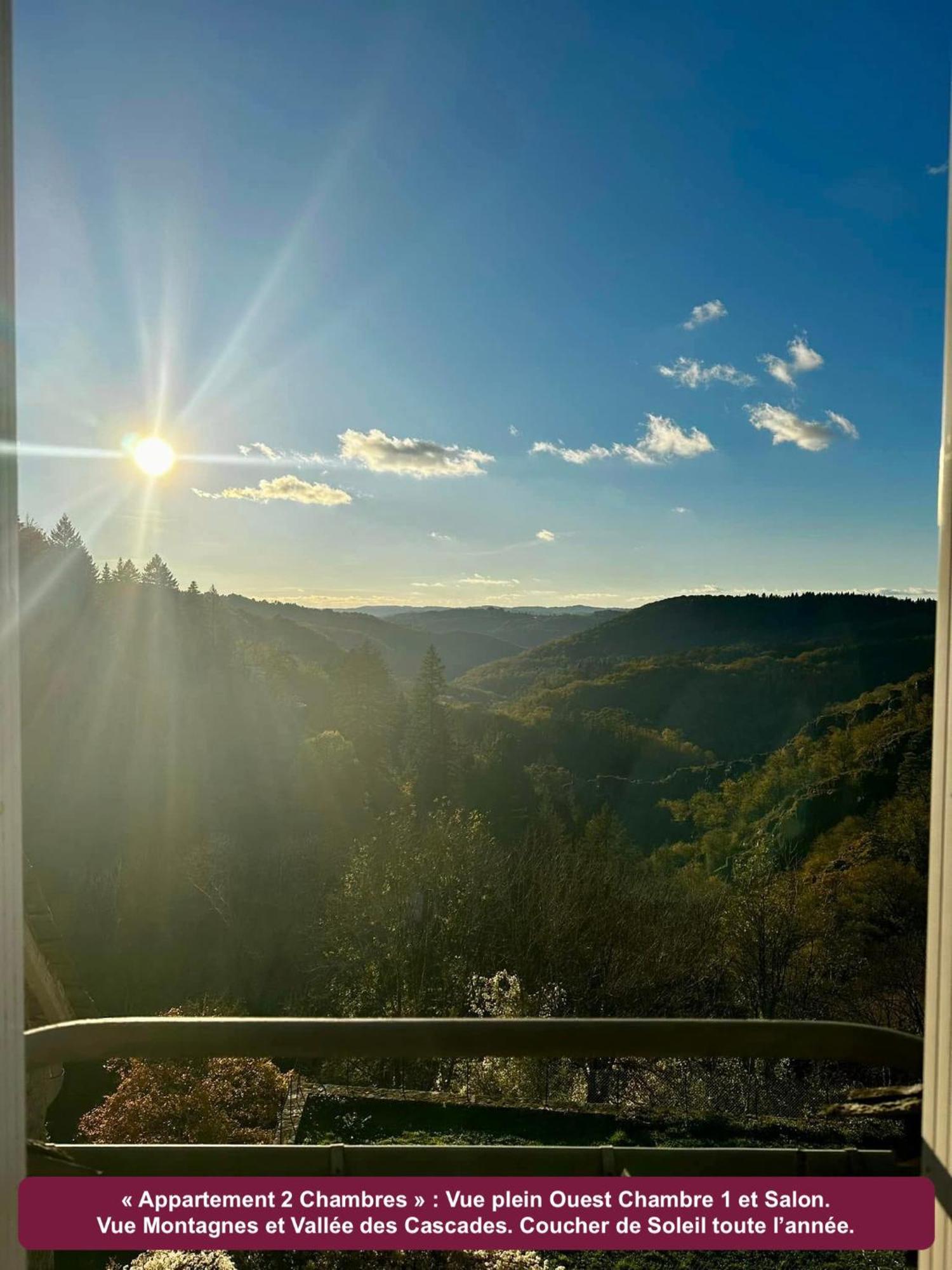 Le Chant Des Sources, Gites Et Chambres D'Hotes Avec Vue A Gimel-Les-Cascades Extérieur photo